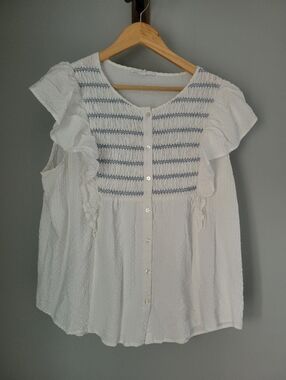 Jane and Delancey Women's Blouse Top Size XL White Ruffle Short Sleeve Button Up